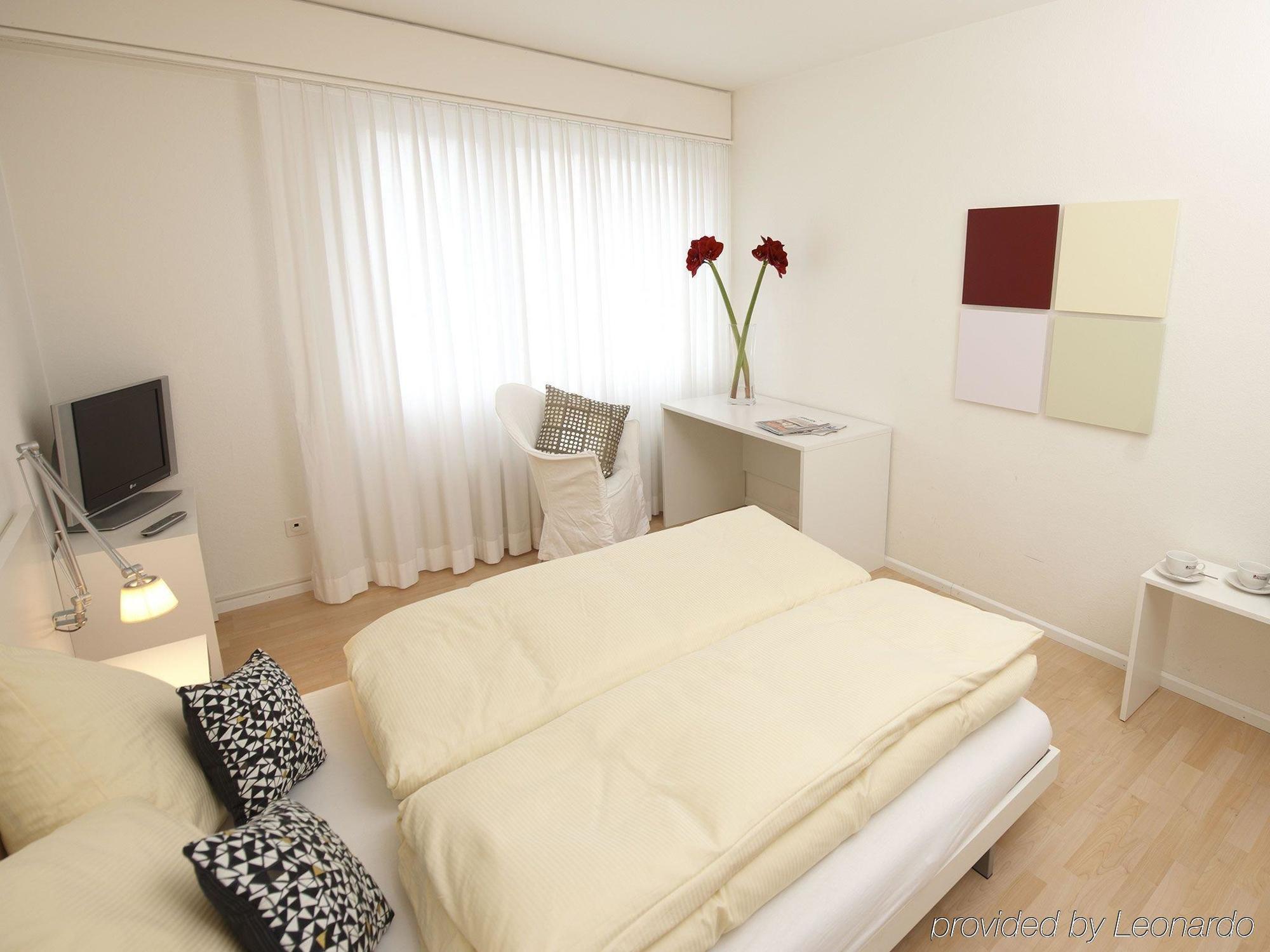 Apaliving - Budgethotel Basel Phòng bức ảnh